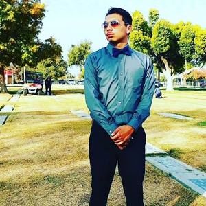 Meet your Posher, Adam